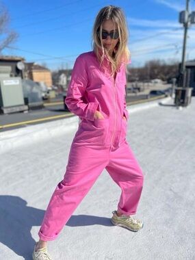 REDSKY
REDSKY BAGGY BOILER SUIT - BARBIE PINK size